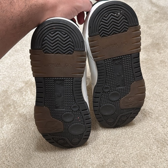 Off-White Out Of Office Sneakers - Picture 7 of 7